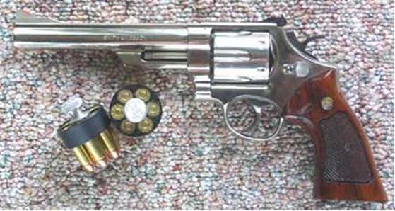 《全球使命》兵器大解析 退魔武器M29左輪手槍