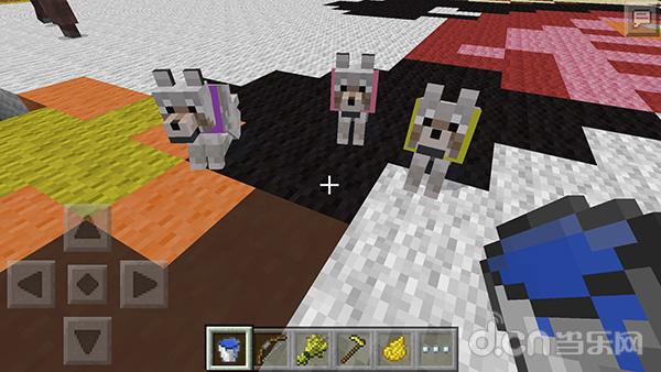 《我的世界手机版Minecraft–Pocket Edition》用染料给狗染色方法 染料合成表_我的世界移动版攻略_当乐原创频道