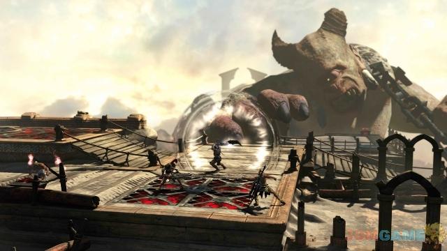 《战神：升天》游戏截图 独眼巨人继续抢镜