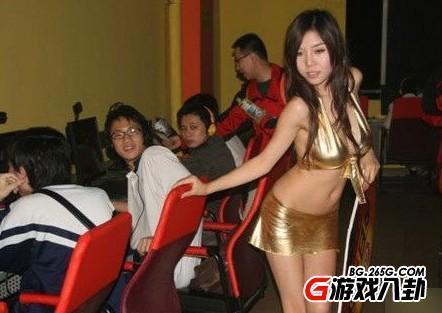 爆头哥出没！中华儿女多奇志 自古网吧多神人