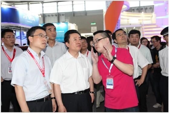央视关注页游产业 游族网络首登《新闻直播间》
