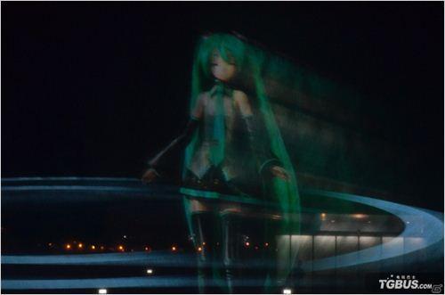 初音