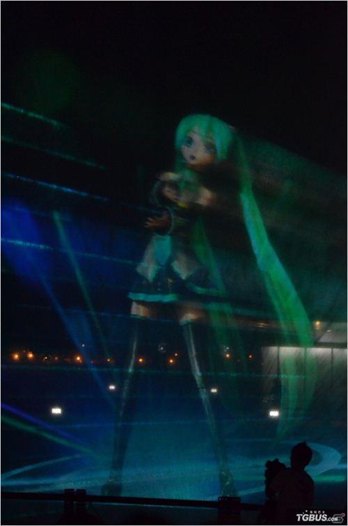初音