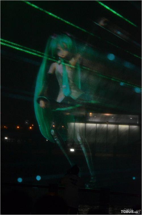 初音
