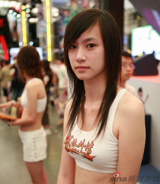 2006年捧紅的最美Showgirl 丁貝莉