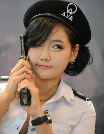 AVA妹子COS性感女警 卖萌可爱诱人心
