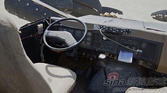 有卡車改造，可以開著四處游走