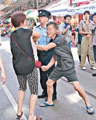 日本男星赴香港拍戏遭市民围攻驱赶 出动警察才得调节