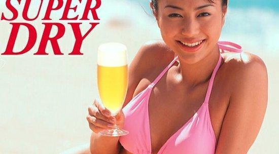 啤酒女郎魅力無(wú)窮 《生化危機(jī)6》中化身Deborah