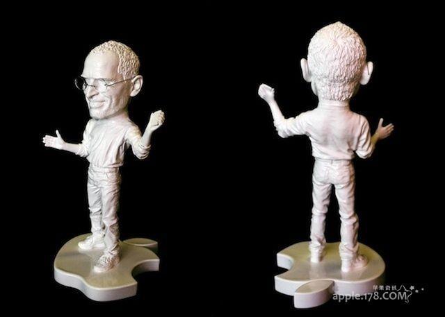 艺术家利用乔布斯生活垃圾制作其人物雕塑-stevejobsdoll.jpg