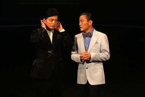 《小崔说立波秀》谈诚信买卖 二人现场互咬耳朵