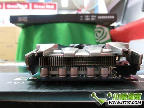 多屏显示更畅爽—影驰GTX560四星黑将显卡