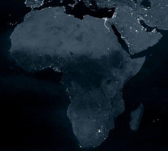 夜景卫星图看各国经济 