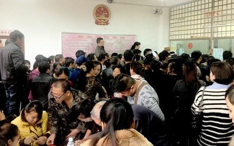 点击图片进入下一页