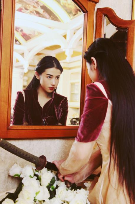 国民第一美女 复古造型酷似刘亦菲[图]