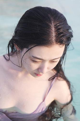国民第一美女 复古造型酷似刘亦菲[图]