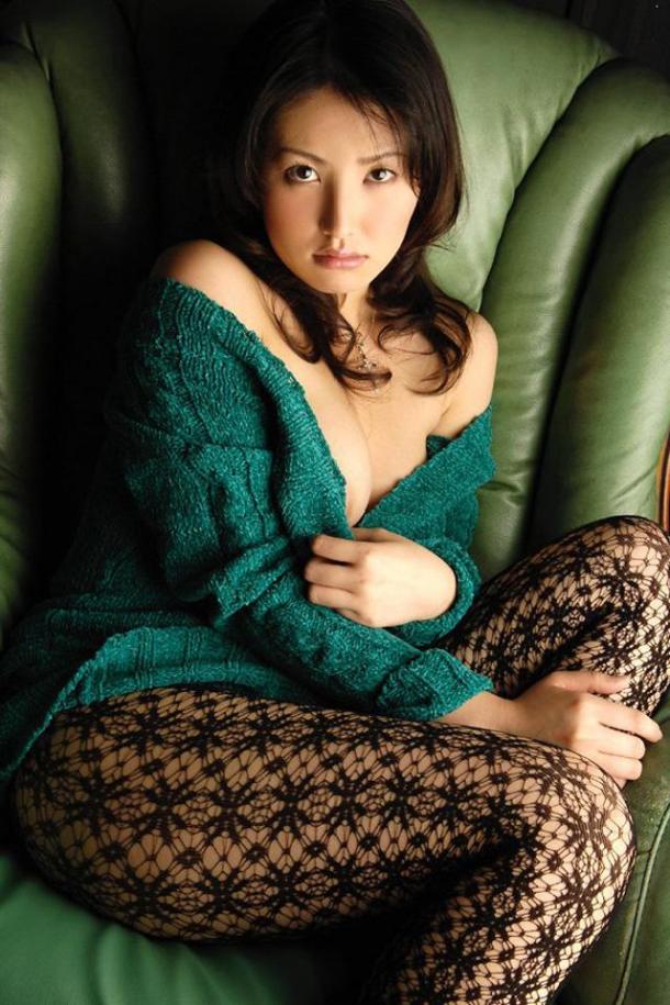 清纯性感的完美交织 值得收藏的娇媚美女图集赏