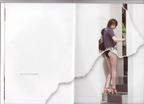 撕美女衣服再掀熱潮 日本雜志賣肉歡樂多！
