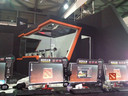 CJ首日熱浪來襲 DOTA2時(shí)尚展臺(tái)彰顯國際范兒