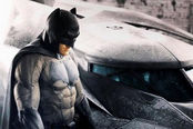 《蝙蝠侠大战超人》定妆照 蝙蝠侠面临中年危机