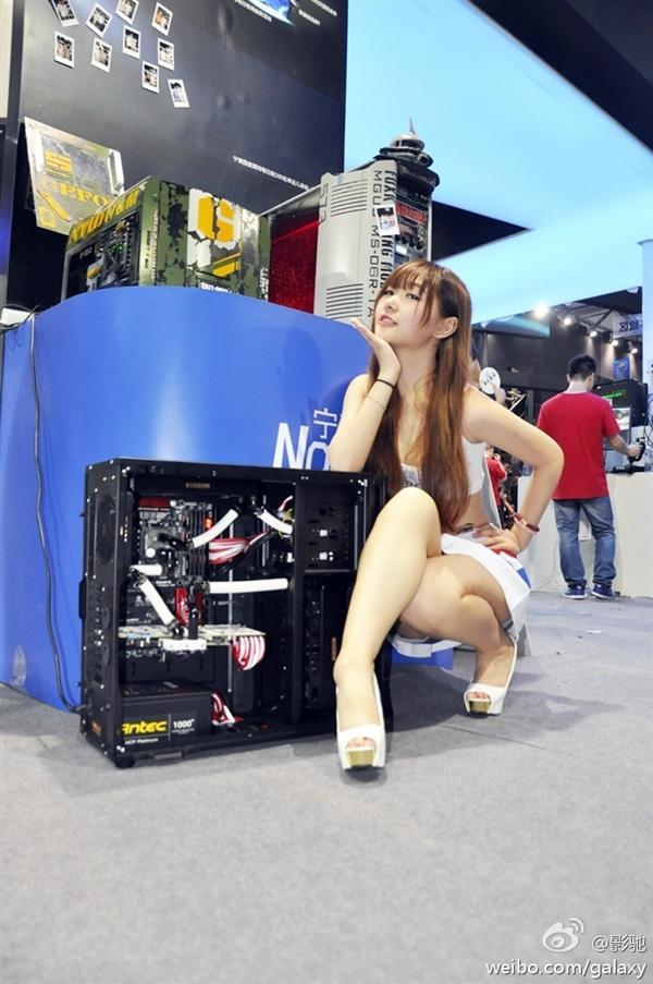 走马观花逛CJ：看ChinaJoy 2014的妹子们