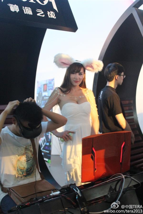 走马观花逛CJ：看ChinaJoy 2014的妹子们