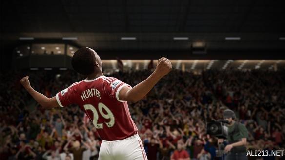 在《FIFA 17》的球场上体验每一刻 PSN港服精彩推介