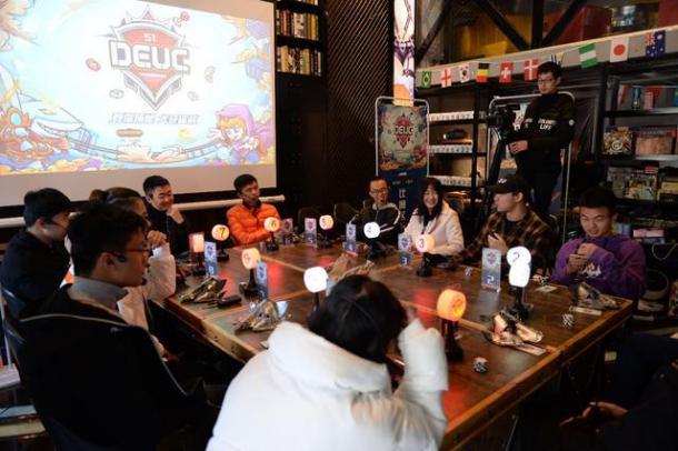 斗魚DEUC空降成都 選手上演“熱辣”激戰(zhàn)