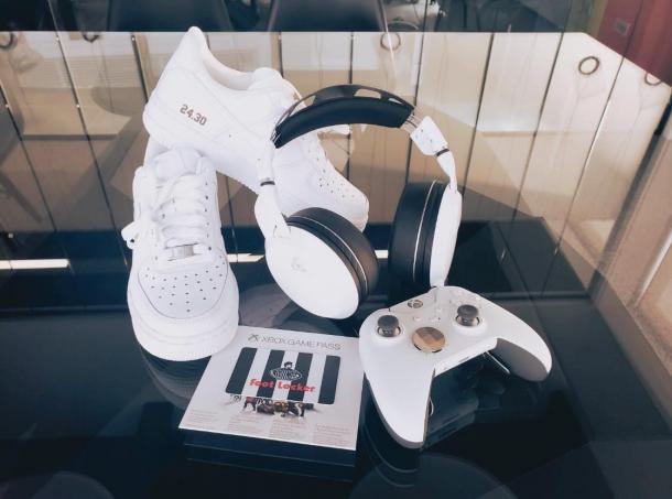 英國限定！Xbox超豪華白色主題外設(shè)限定套裝