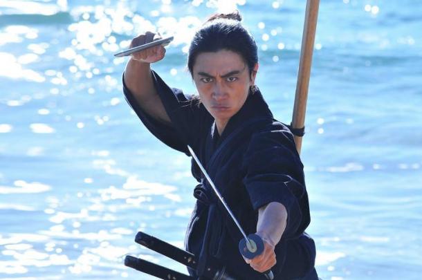 最強(qiáng)劍豪宮本武藏傳奇！真人電影《武藏》最新預(yù)告放出