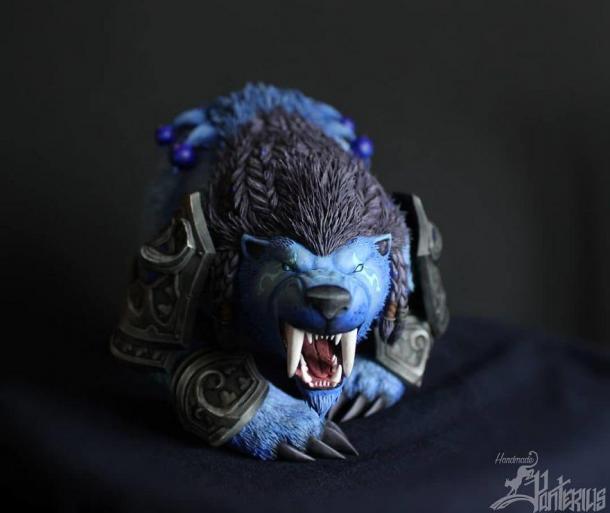 女藝術(shù)家制作《魔獸世界》生物雕塑 媲美官方手辦