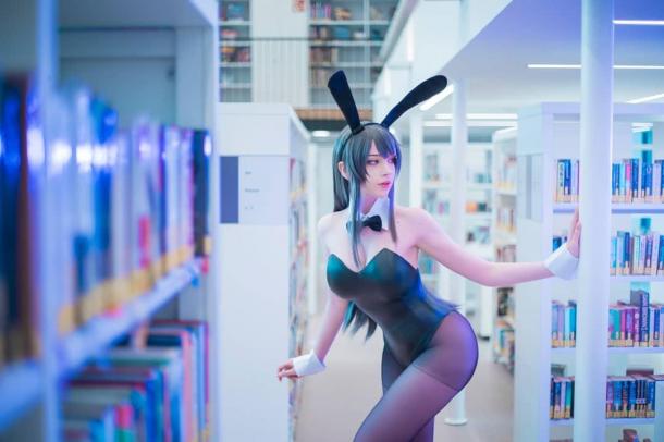 美女Cos《巫師3》特莉絲美圖 性感火辣美艷無雙
