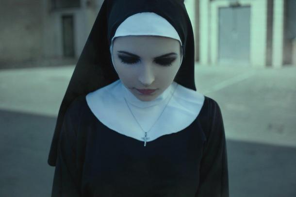 《殺手5》劇情向Cos美圖 光頭哥大戰(zhàn)兇悍修女